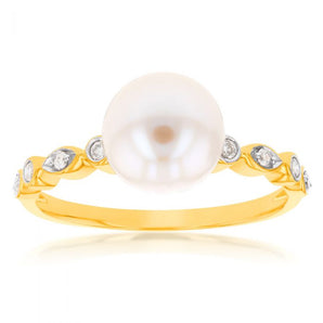 9ct Yellow Gold Freshwater Pearl and Diamond Ring
