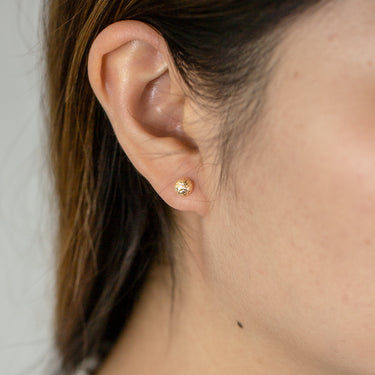 9ct Yellow Gold Diamond Cut Dome stud Earring