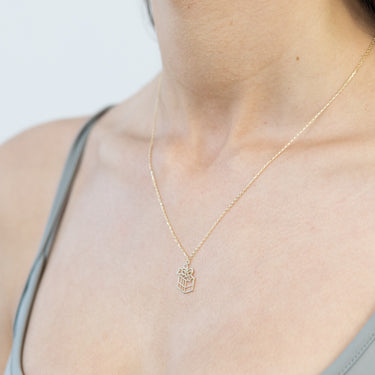 9ct Yellow Gold Wrapped Gift Pendant With Chain