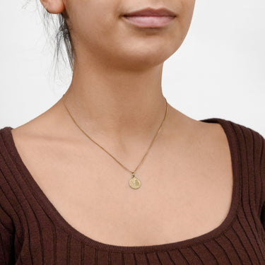 9ct Yellow Gold Zodiac Aquarius Pendant