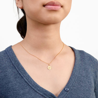 9ct Yellow Gold Zodiac Cancer Pendant