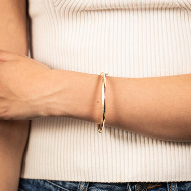 9ct Yellow Gold Greek Key Hinged Bangle