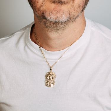 9ct Yellow Gold Diamond Cut Jesus Head Pendant