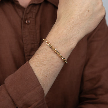 9ct Yellow Gold Elongated Belcher 21cm Bracelet