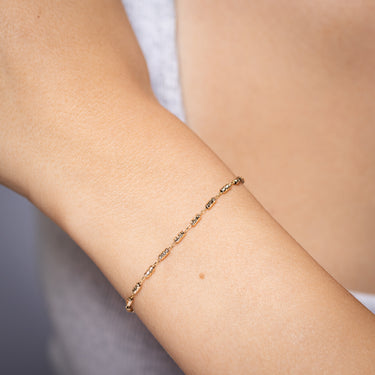 9ct Yellow Gold Fancy Diamond Cut 19cm Bracelet