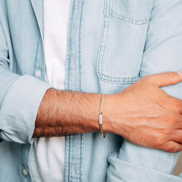 9ct Yellow Gold Cubic Zirconia 60 Gauge Curb 19cm Bracelet