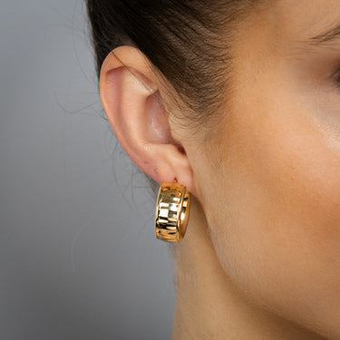 9ct Yellow Gold Patterned Broad 15mm Hoop Earrings