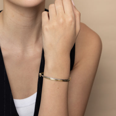 9ct Yellow And White Two-Tone Gold Plain And Textured Hinged 60mm Bangle