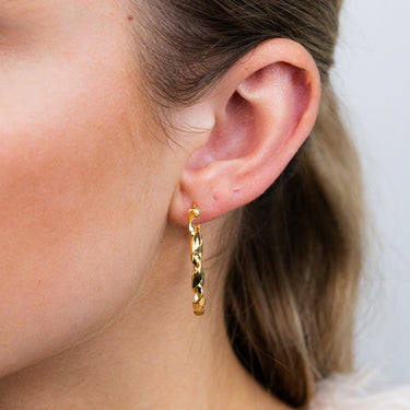 9ct Yellow Gold Twisted 25mm Hoop Earrings