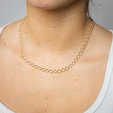 9ct Yellow Gold Hollow 45cm Curb Chain