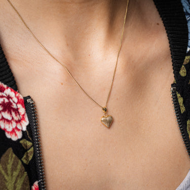 9ct Yellow Gold Textured Polished Heart Pendant