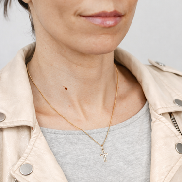 Cross Cutout Pendant in 9ct Yellow Gold
