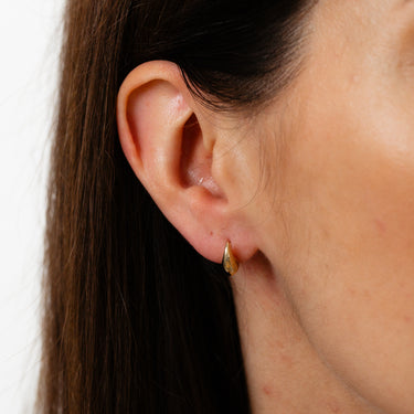 9ct Yellow Gold Teardrop Stud Earrings