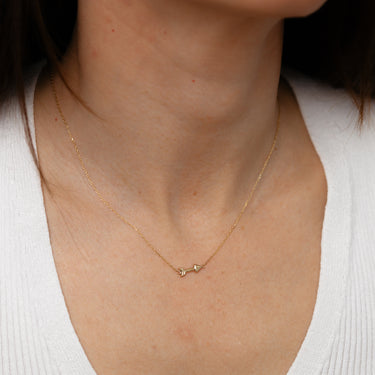 9ct Yellow Gold Arrow Pendant on Chain
