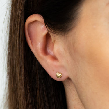 9ct Yellow Gold Small Ribbed Heart Stud Earrings