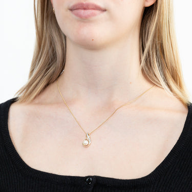 9ct Yellow Gold Diamond + Pearl Pendant