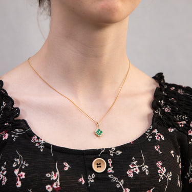 9ct Yellow Gold 1ct Natural Emerald and 1/10 Carat Diamond 4 Leaf Clover Pendant