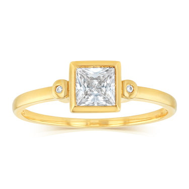 Zirconia 3 stones Ring in 9ct Yellow Gold
