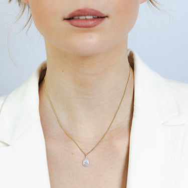 Zirconia Circle Pendant in 9ct Yellow Gold