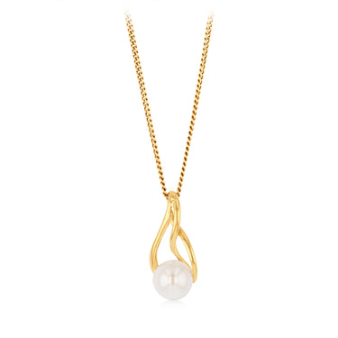 Cultured Pearl Pendant in 9ct Yellow Gold