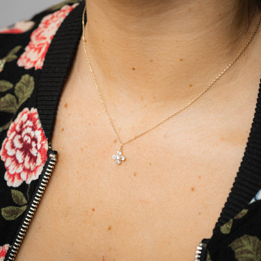 Cubic Zirconia on Adjustable 41-43cm Necklace in 9ct Yellow Gold Chain