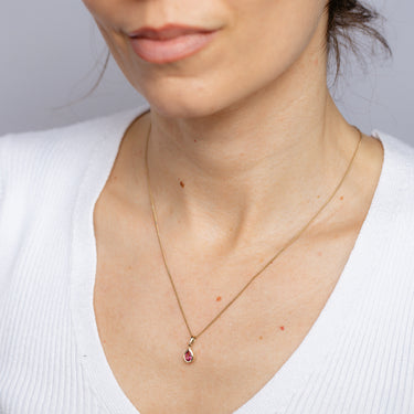 Pink Topaz Pendant in 9ct Yellow Gold