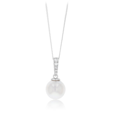 Luminesce Lab Grown 1/4 Carat Diamond and White South Sea Pearl Pendant on 45cm Chain in Sterling Silver