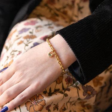 9ct Yellow Gold Silverfilled Lock On 19cm Bracelet