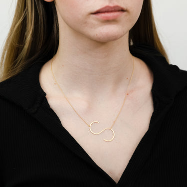 9ct Yellow Gold Silverfilled Initial "S" Pendant On 42+3cm Chain