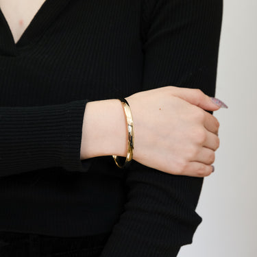 9ct Yellow Gold Silverfilled Light 6mm X 65mm Bangle