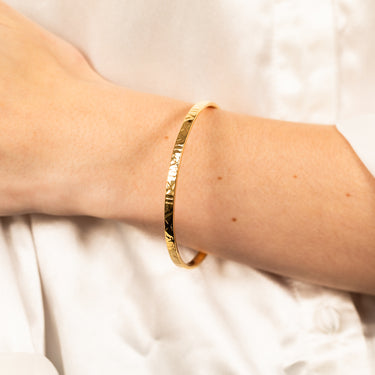 9ct Yellow Gold Silver filled 4mm Wide Roman Numeral 65mm Bangle