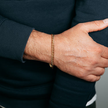 9ct Yellow Gold Silverfilled Double Concave 100Gauge Curb 21cm Bracelet