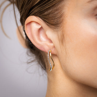 9ct Yellow Gold Silverfilled Crystals On Curved Shape Stud Earrings