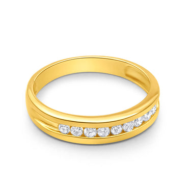 9ct Yellow Gold Diamond Ring Set with 9 Brilliant Diamonds