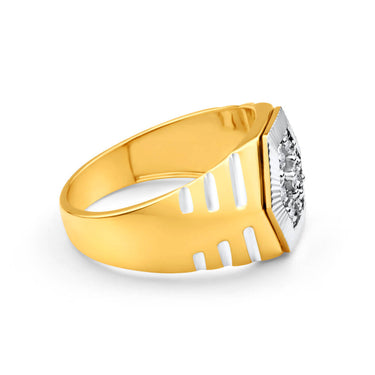 9ct Yellow Gold Diamond Ring Set With 7 Diamonds