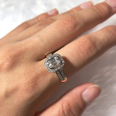 9ct Yellow Gold Diamond Ring Set With 61 Diamonds