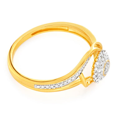 Diamond Ring Set with 15 Stunning Brilliant Diamonds in 9ct Yellow Gold