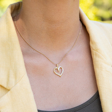 9ct Yellow Gold Diamond Pendant Set with 21 Brilliant Diamonds