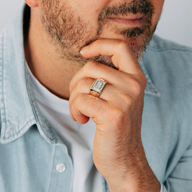 9ct Yellow Gold 1/2 Carat Diamond Ring Set With 24 Brilliant Cut Diamonds