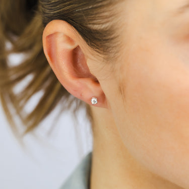 9ct White Gold 0.30 Carat Brilliant Cut Diamond Stud Earrings