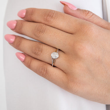 9ct Yellow Gold Diamond Ring Set with 14 Stunning Brilliant Diamonds