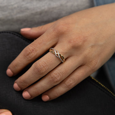 9ct Yellow Gold Diamond Ring