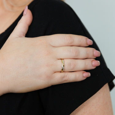 9ct Yellow Gold Diamond Ring