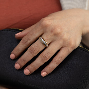 9ct Yellow Gold Diamond Ring with 9 Brilliant Diamonds