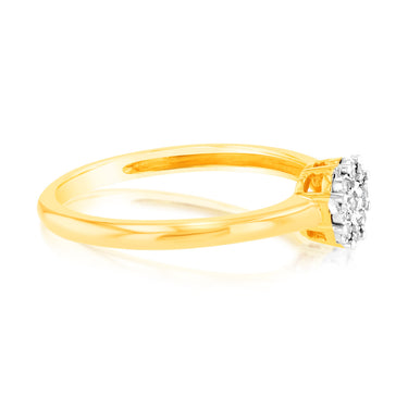 9ct Yellow Gold Diamond Ring with 9 Brilliant Cut Diamonds