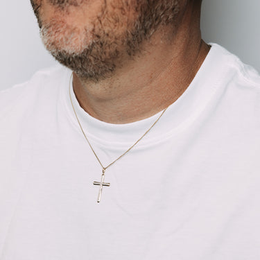 1/6 Carat Diamond Cross Pendant in 9ct Yellow Gold