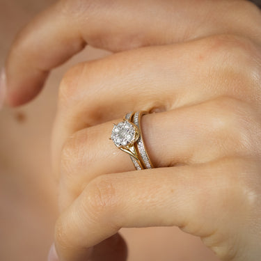 0.35 Carat Diamond 2-Ring Bridal Ring Set in 9ct Yellow Gold