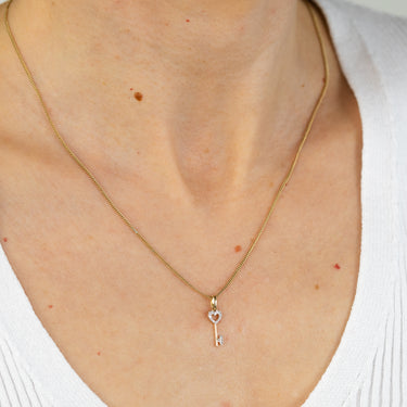Diamond Key Pendant with 16 Diamonds in 9ct Yellow Gold