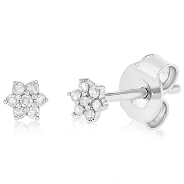 Diamond Stud Earrings with 14 Diamonds in Sterling Silver