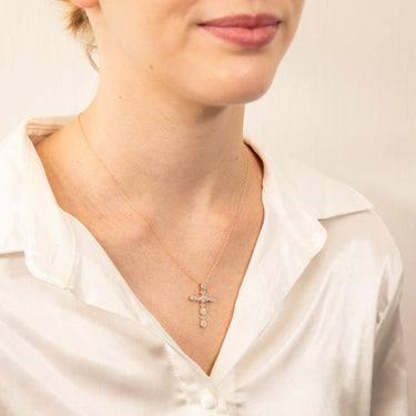 Luminesce Lab Grown 1/4 Carat Cross Pendant in 9ct Yellow Gold